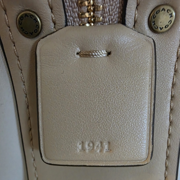 Coach Rogue 30 1941 Cream Leather Tote with Gold Accents - Picture 14 of 15